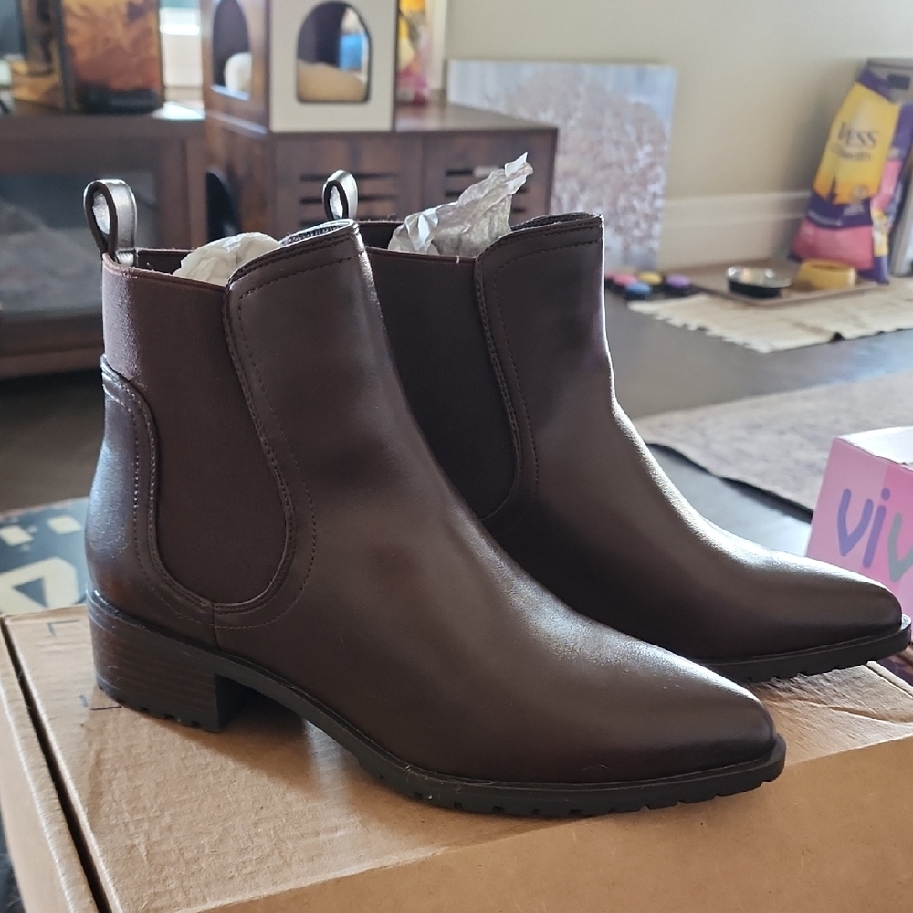 Men's Brown Chelsea Boots